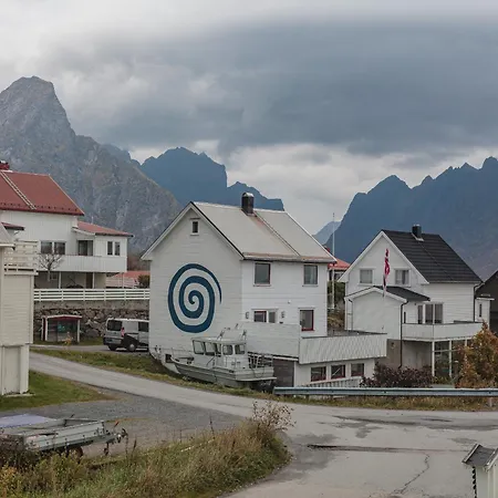 House By Reinebringen *